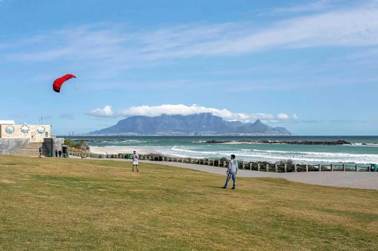 Eden On The Bay - Studio 68A Bloubergstrand 0*,  South Africa